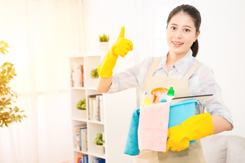 She clean. A woman is going to clean.